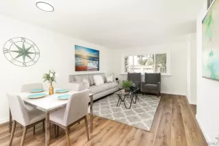 Photo #5: 240015143 Listing 