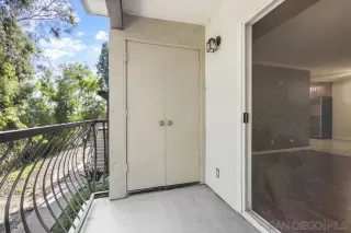 Photo #4: 240015156 Listing