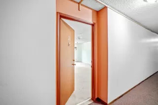 Photo #2: 240015281 Listing 