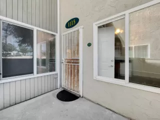 Photo #5: 240015292 Listing