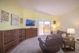 Photo #2: 240015314 Listing