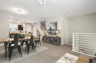 Photo #2: 240015344 Listing