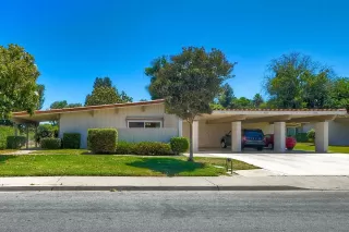 Photo #2: 240015367 Listing 