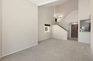 Photo #3: 240015392 Listing