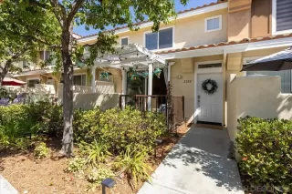 Photo #2: 240015393 Listing 