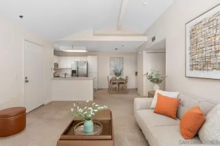 Photo #4: 240015410 Listing