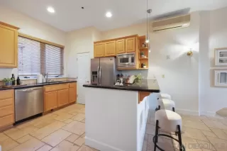 Photo #2: 240015425 Listing