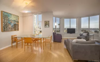 Photo #4: 240015437 Listing