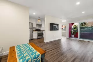 Photo #3: 240015450 Listing 