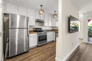 Photo #4: 240015450 Listing 