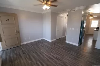 Photo #4: 240015454 Listing