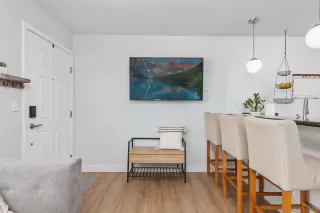 Photo #4: 240015459 Listing