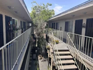 Photo #5: 240015475 Listing 