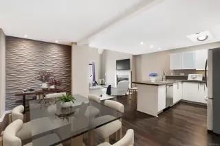 Photo #1: 240015486 Listing