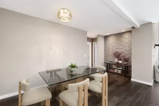 Photo #5: 240015486 Listing