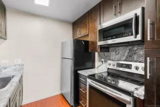 Photo #4: 240015511 Listing