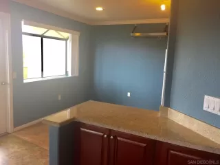 Photo #3: 240015513 Listing 