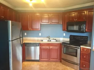 Photo #5: 240015513 Listing 