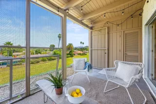 Photo #3: 240015531 Listing