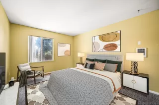 Photo #3: 240015561 Listing