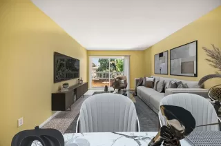 Photo #4: 240015561 Listing