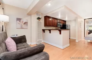 Photo #2: 240015580 Listing