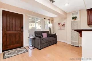 Photo #4: 240015580 Listing