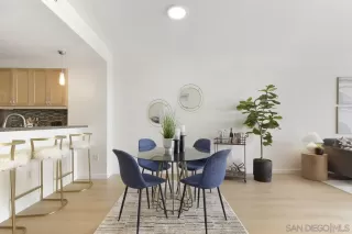 Photo #2: 240015593 Listing