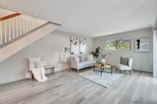 Photo #3: 240015610 Listing