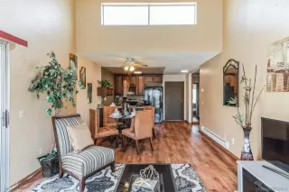 Photo #5: 240015611 Listing