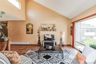 Photo #6: 240015611 Listing