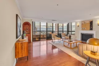 Photo #6: 240015659 Listing 