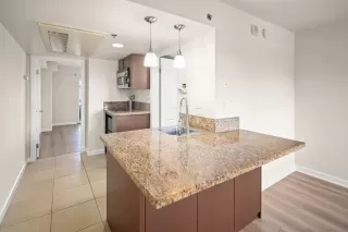 Photo #6: 240015665 Listing