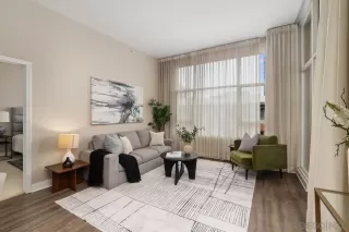 Photo #2: 240015684 Listing