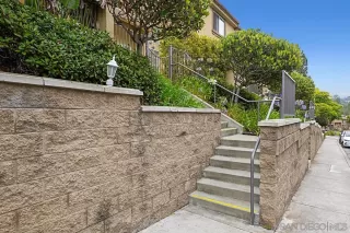 Photo #1: 240015695 Listing 