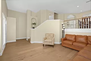 Photo #4: 240015695 Listing 