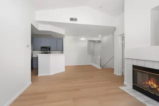 Photo #6: 240015733 Listing 