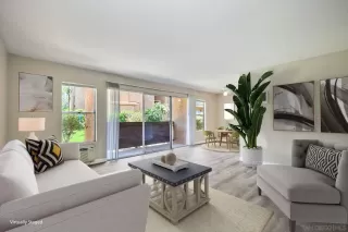 Photo #1: 240015781 Listing