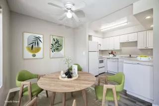 Photo #2: 240015781 Listing