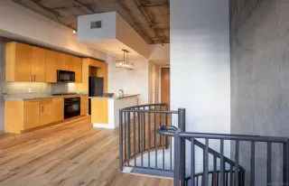 Photo #2: 240015820 Listing