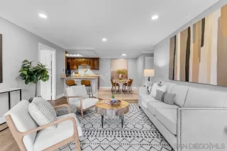 Photo #1: 240015844 Listing