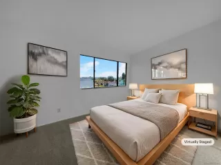 Photo #3: 240015847 Listing