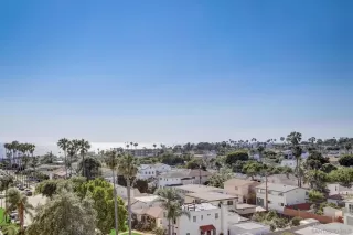 Photo #2: 240015881 Listing