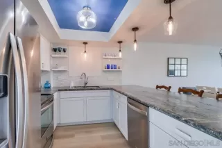 Photo #5: 240015881 Listing