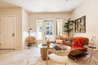 Photo #3: 240015917 Listing 