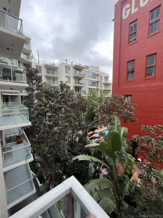 Photo #2: 240015966 Listing