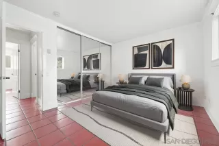 Photo #2: 240015995 Listing