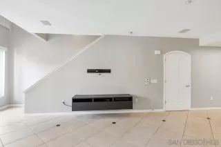 Photo #6: 240016006 Listing 