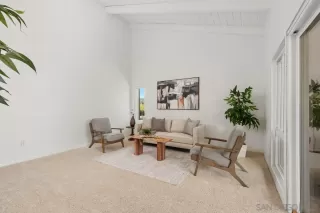 Photo #1: 240016011 Listing