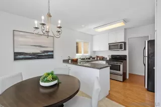 Photo #6: 240016011 Listing